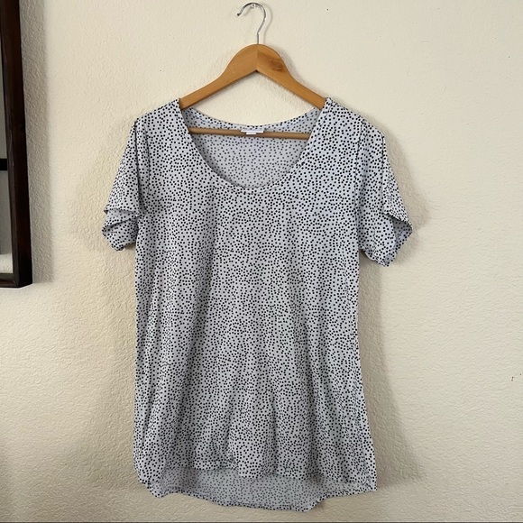 LuLaRoe Tops - Short sleeve tunic top Size Medium